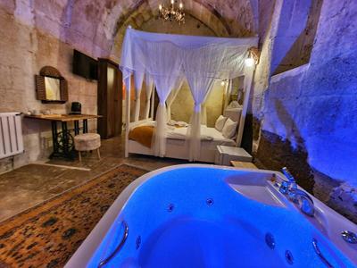Lavinia Cappadocia Cave