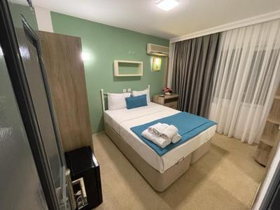 Colophon Beach Otel