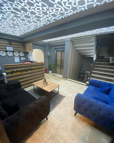 Royal Suit Hotel