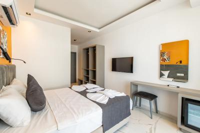 Leonis Hotel