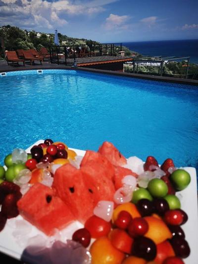 Assos Derin Mavi Otel