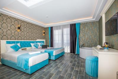 The Lea Hotel & Beach