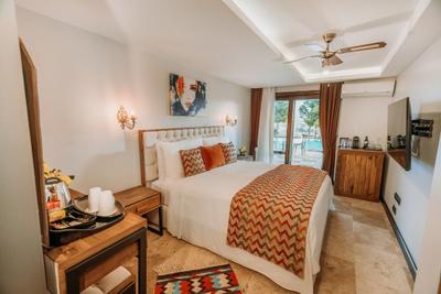 Doors Urla Hotel