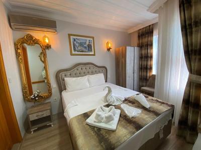 New Cherry Hotel