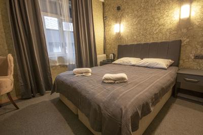 Ares Business Suit Hotel