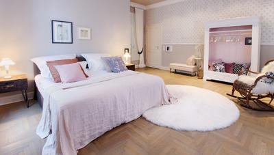 Cora Apartments