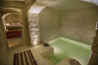 Doda Cave Hotel