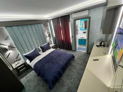 Forever 21 Hotel