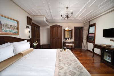 Bender Hotel
