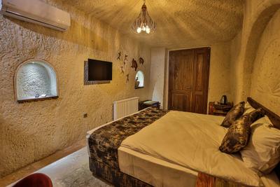 CaveAdocia