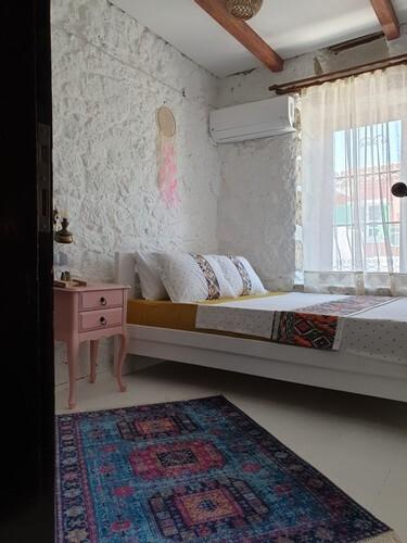 Nadide Duru Alacati