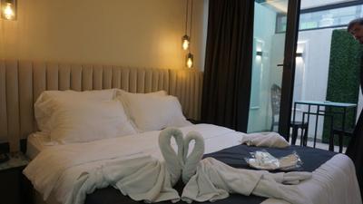 Mana Airport Hotel