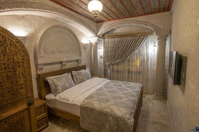 Underground Cave Suites Hotel