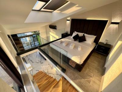 Costa Linn Premium