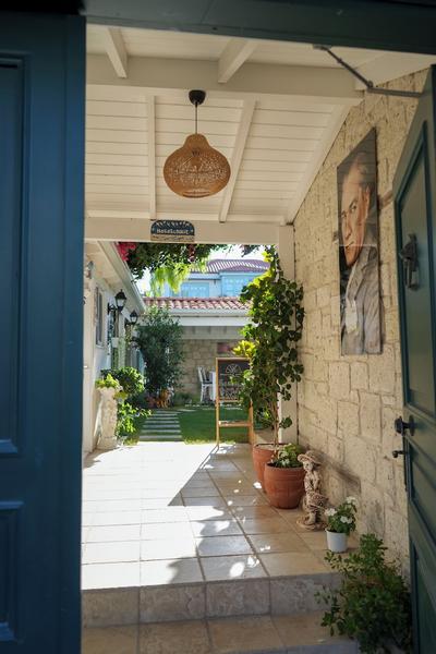 Müzeyyen Hanim Konagi Alacati
