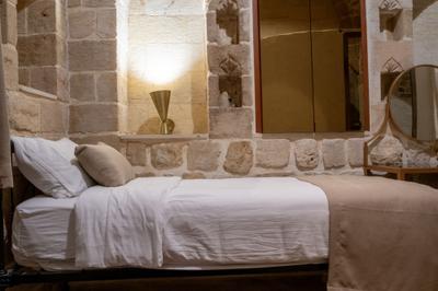 Ana Talia House