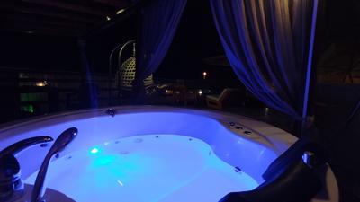 Maya Glamping Dome