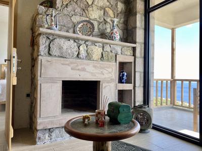 Assos Karadut Tas Otel