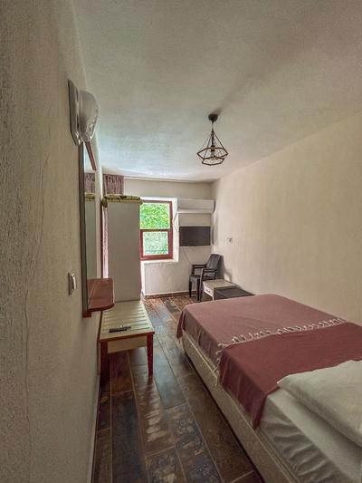 Ozgur Family House