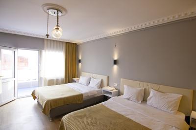 Elpida Boutique