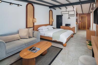 Lupia Suites Hotel