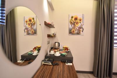 Sunflower Suites