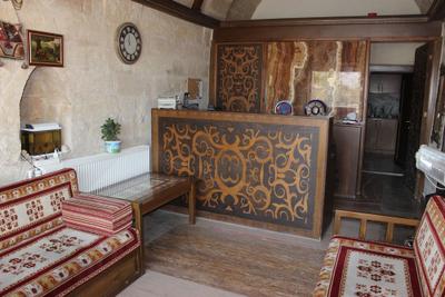 La Perla Cave Hotel