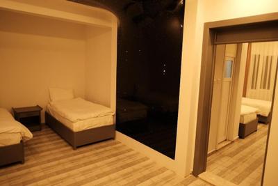 Azra Family Hotel