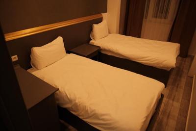 Azra Family Hotel
