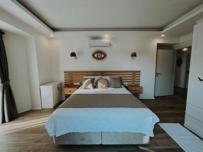 Marla Suite