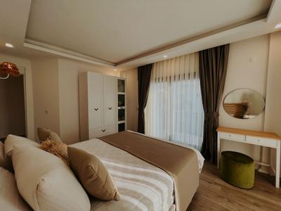 Marla Suite