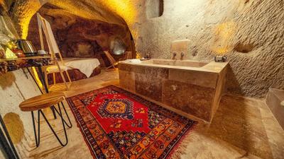 Crassula Cave Hotel