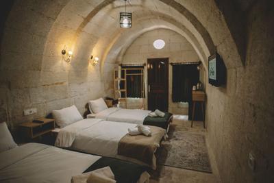 Daphne Cave Hotel