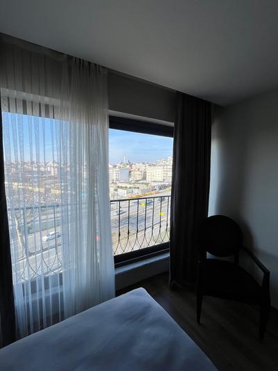 Sis Hotel