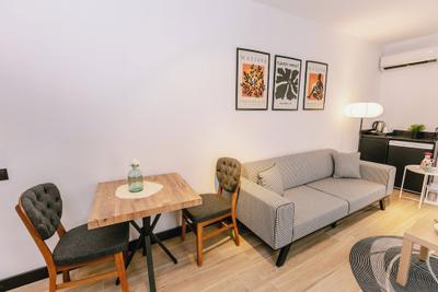 Ella Suites & Hotel