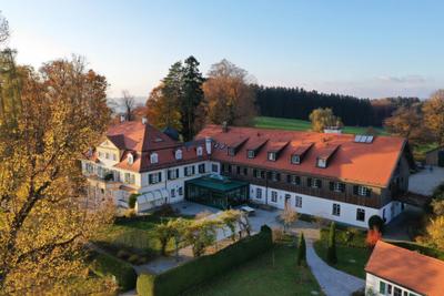 Schlossgut Oberambach