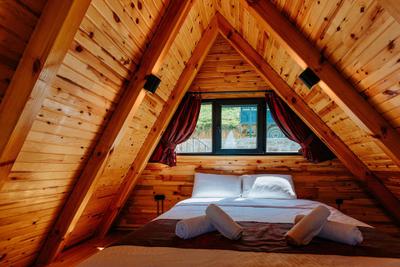 Zaba Suit Bungalov