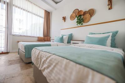 Ayvalik Mavi Çam Otel