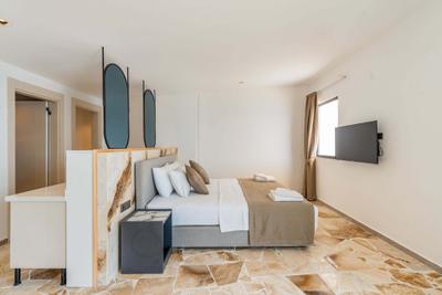 Retreat Suite