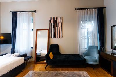 DeCamondo Residence