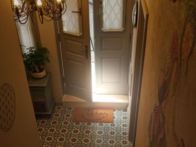 Tilas House No8