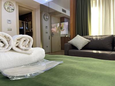 Elegance Suites