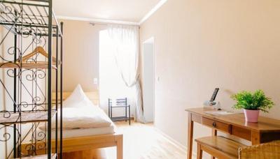 Landhotel Airport Inn