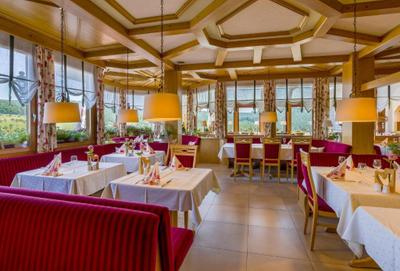 Panorama Hotel Heimbuchenthaler Hof