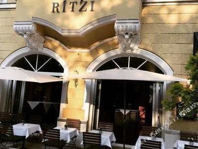 Hotel Ritzi