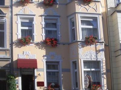 Hotel Am Roonplatz