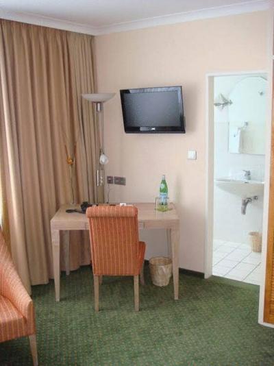 Lindemann Hotel
