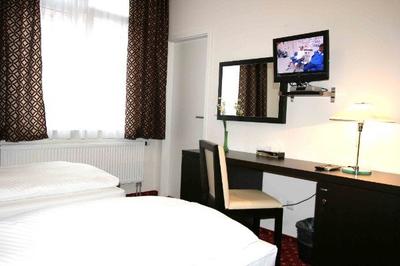 Hotel Aariana