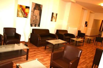 Hotel Aariana