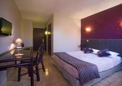 Tropic Hotel